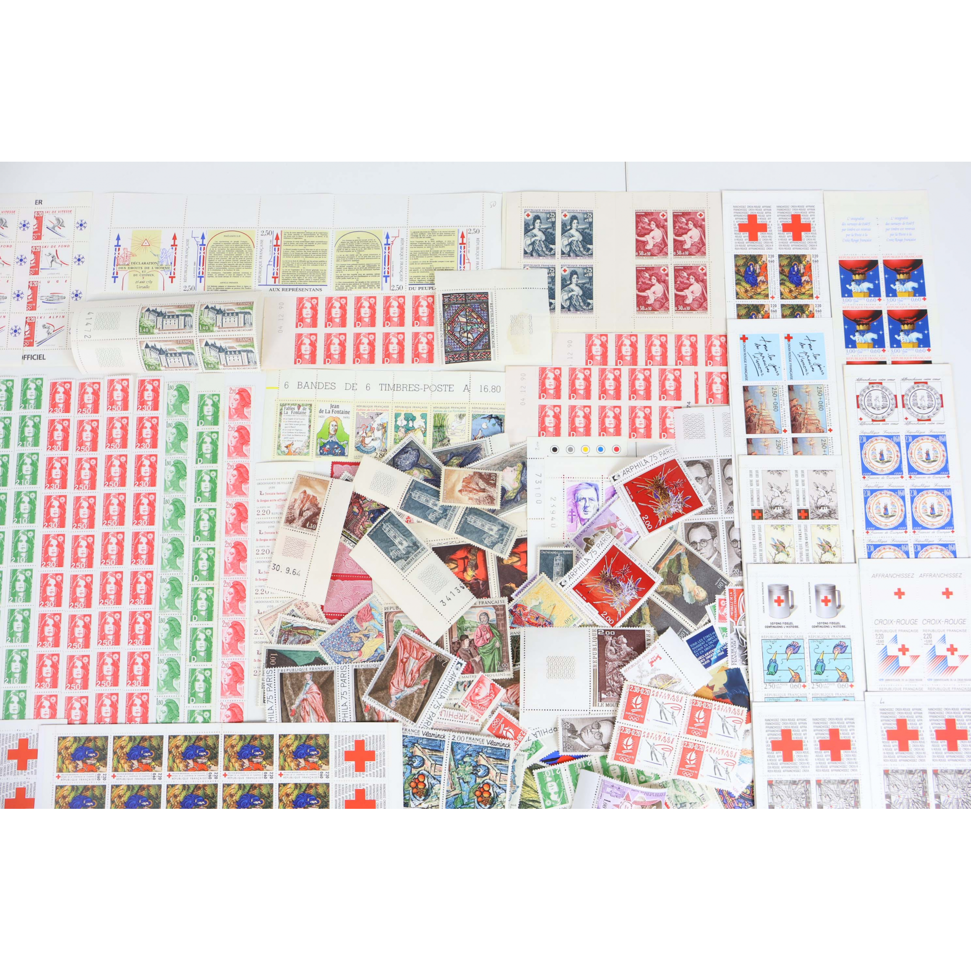 FRANCE LOT EN FRANCS TIMBRES NEUFS - CARNETS - BLOCS-FEUILLETS FACIALE 1447FFr