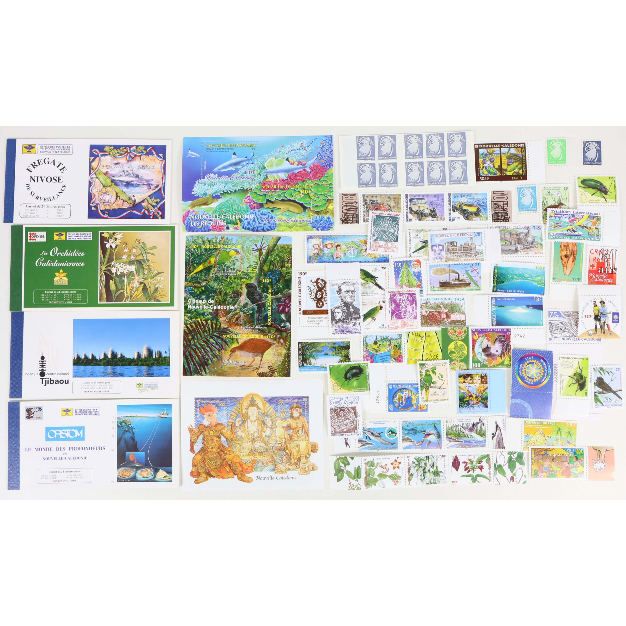 DOM-TOM LOT ANNÉES 2002 À 2006 TIMBRES NEUFS** TAAF / NC / WALLIS / POLYNÉSIE