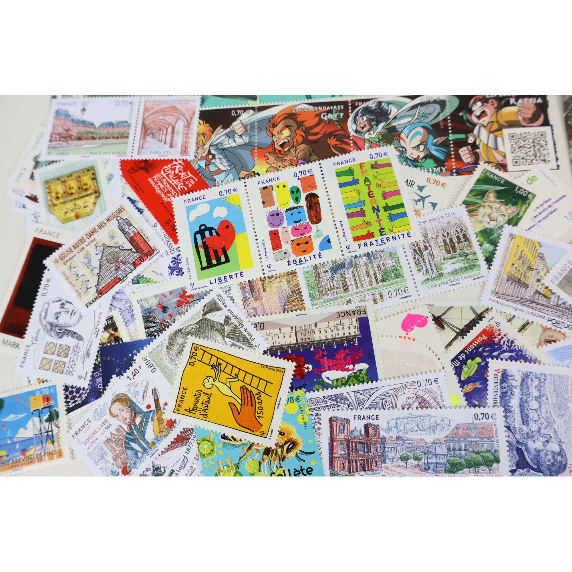 FRANCE LOT DE TIMBRES ET BLOCS-FEUILLETS NEUFS** DE 2016 FACIALE 88€