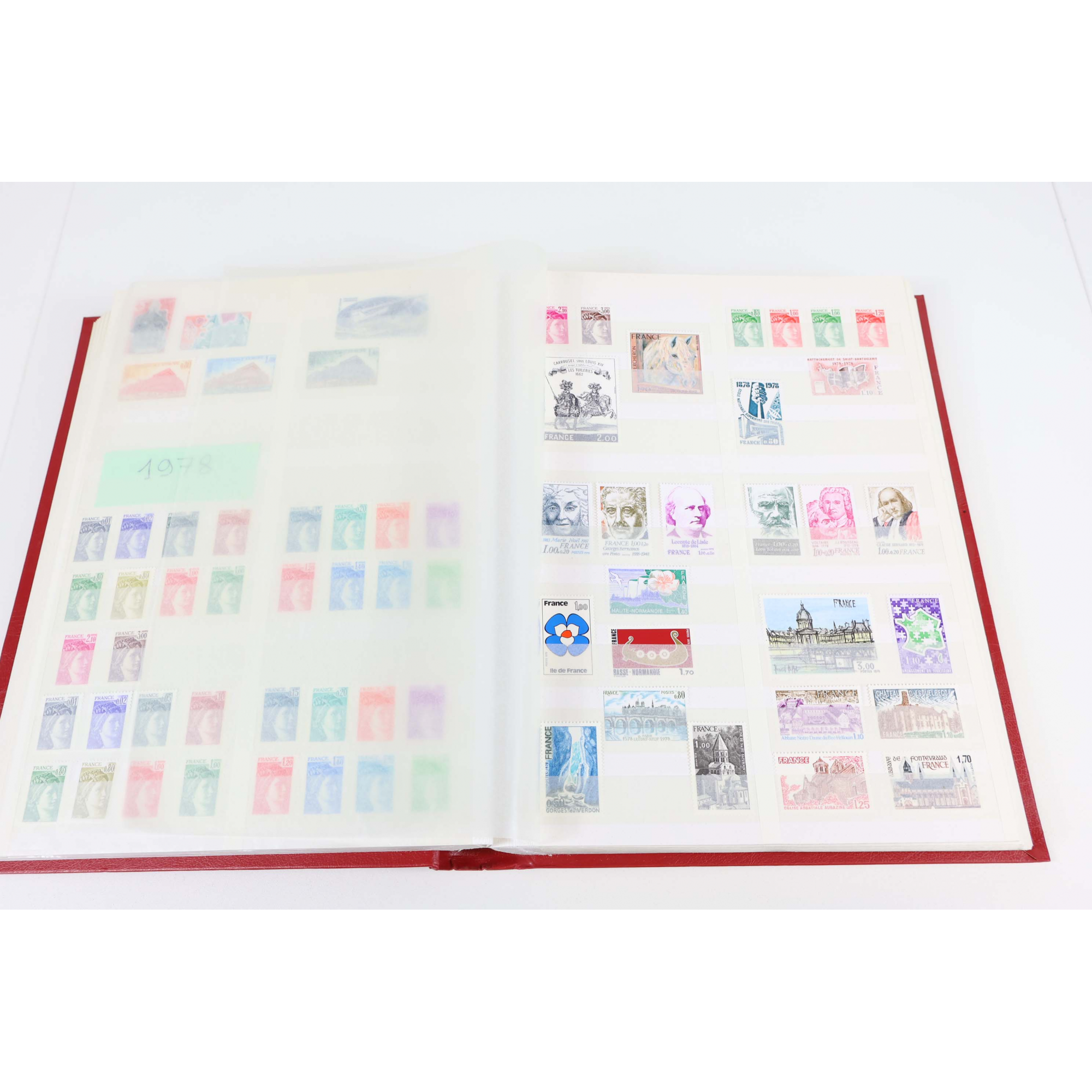COLLECTION DE FRANCE DE 1970 À 1978 TIMBRES NEUFS** PARFOIS EN DOUBLE BEL ALBUM