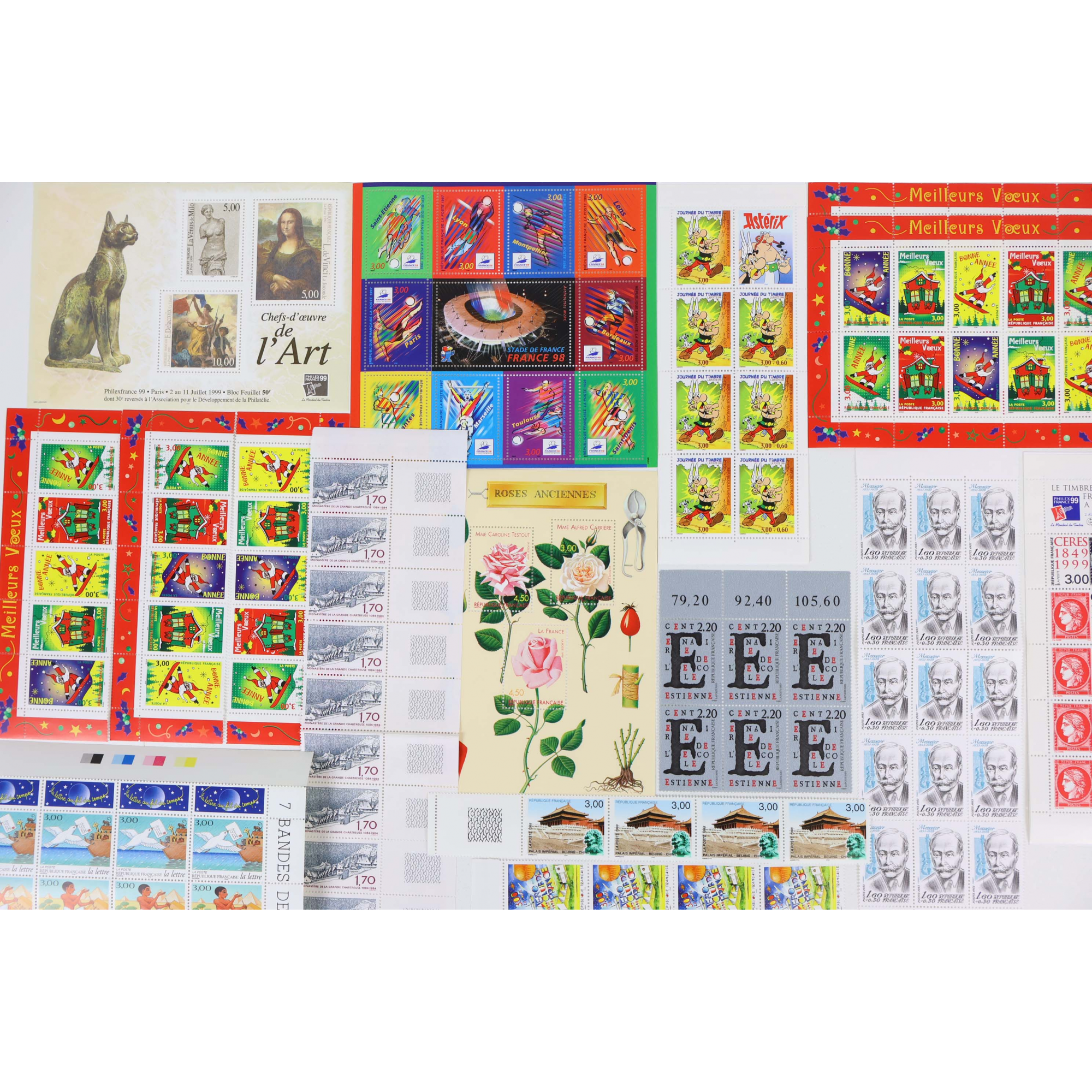FRANCE LOT EN FRANCS POUR AFFRANCHIR / COLLECTION TIMBRES NEUFS FACIALE 1082 FFR