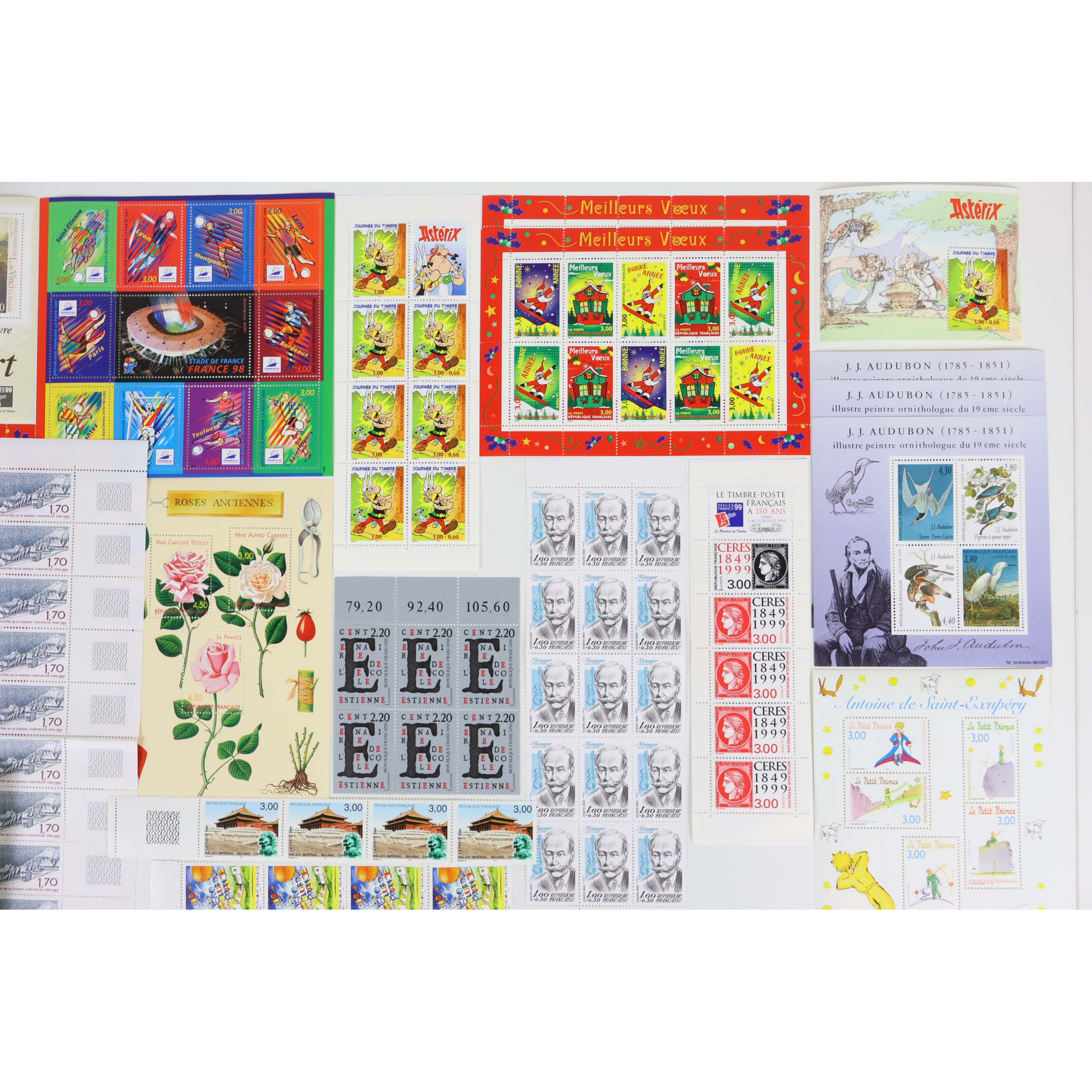 FRANCE LOT EN FRANCS POUR AFFRANCHIR / COLLECTION TIMBRES NEUFS FACIALE 1082 FFR