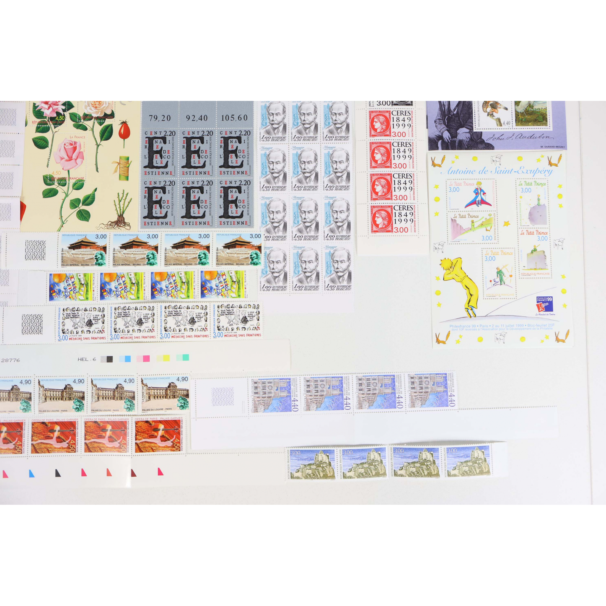 FRANCE LOT EN FRANCS POUR AFFRANCHIR / COLLECTION TIMBRES NEUFS FACIALE 1082 FFR