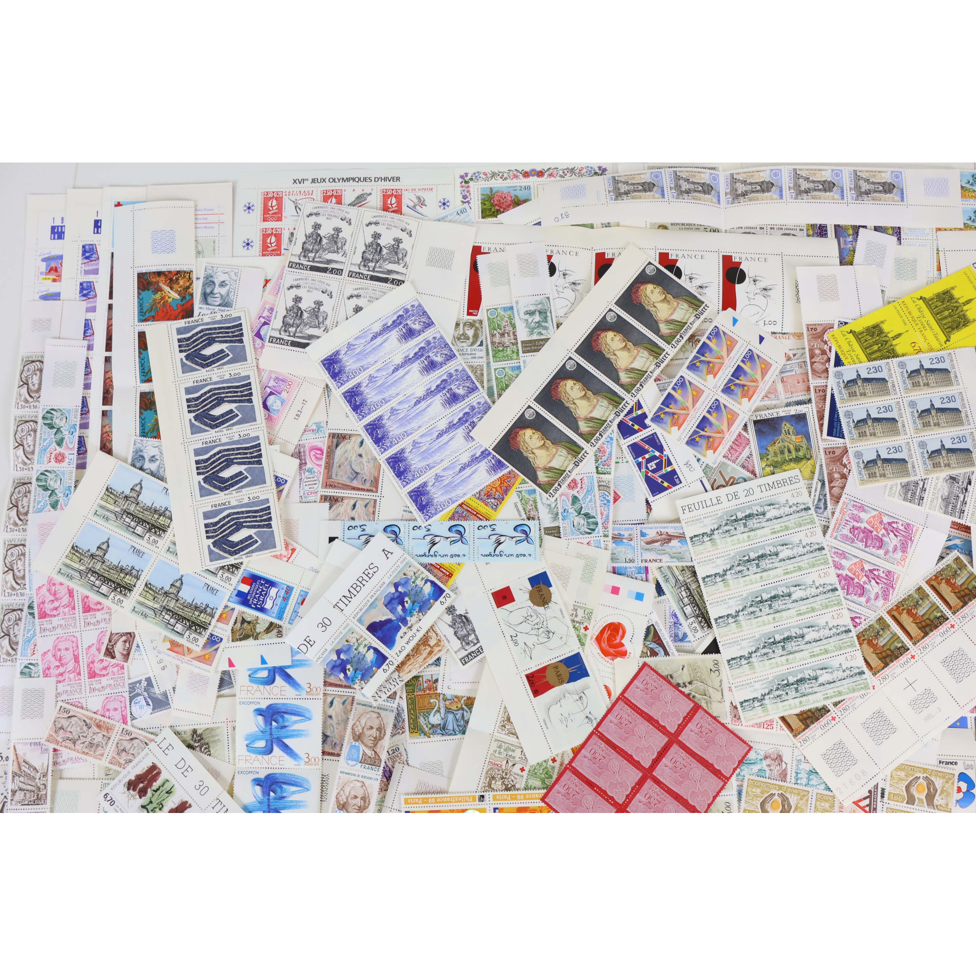 FRANCE LOT DE TIMBRES - BLOCS - CARNETS EN FRANCS TIMBRES NEUFS FACIALE 2211 FFR