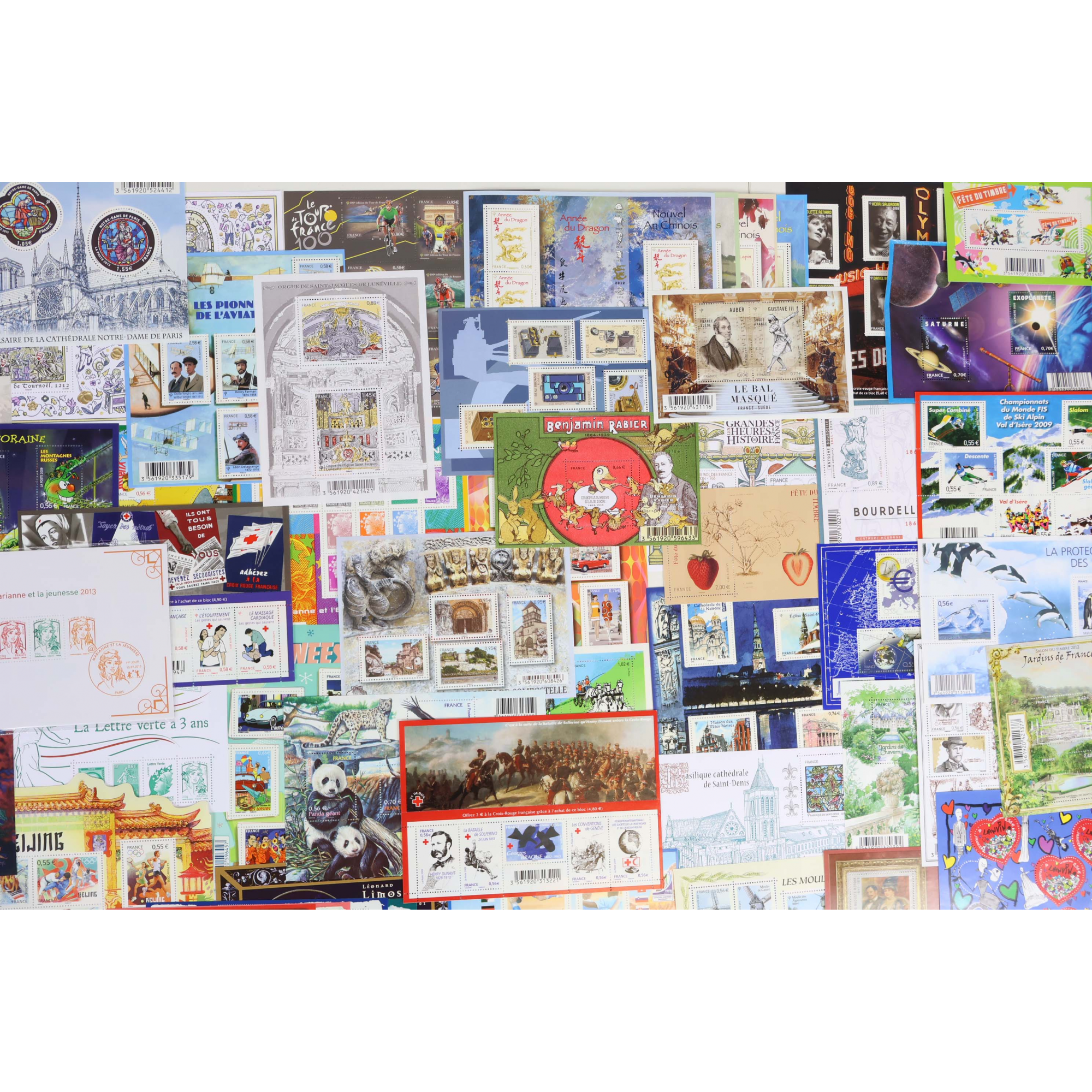 FRANCE LOT DE TIMBRES ET BLOCS-FEUILLETS NEUFS** EUROS JUSQU'À 2015 FACIALE 388€