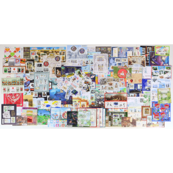 FRANCE LOT DE TIMBRES ET BLOCS-FEUILLETS NEUFS** EUROS JUSQU'À 2015 FACIALE 388€