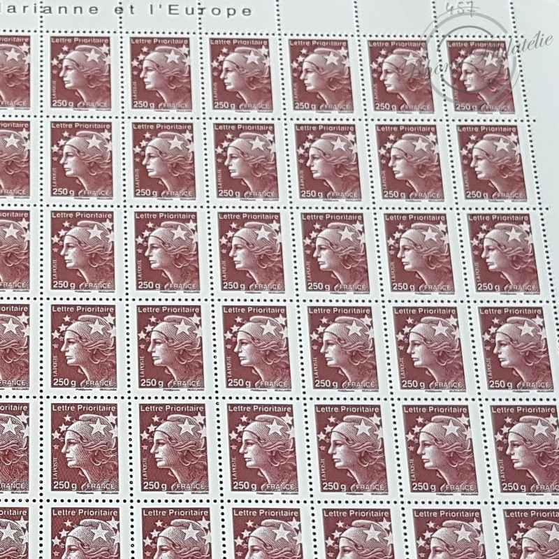 FEUILLES TIMBRES POSTE No4571 MARIANNE DE BEAUJARD (2011) BRUN PRUNE LETTRE 250G