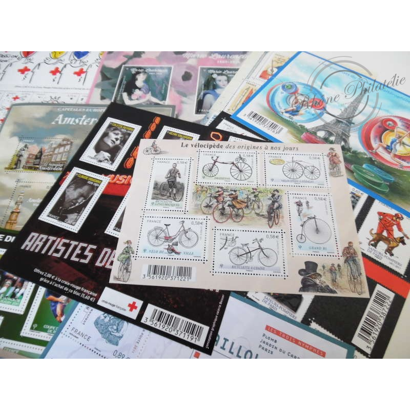 LOT DE BLOCS DE TIMBRES POSTE EN EUROS VALEUR FACIALE 48€