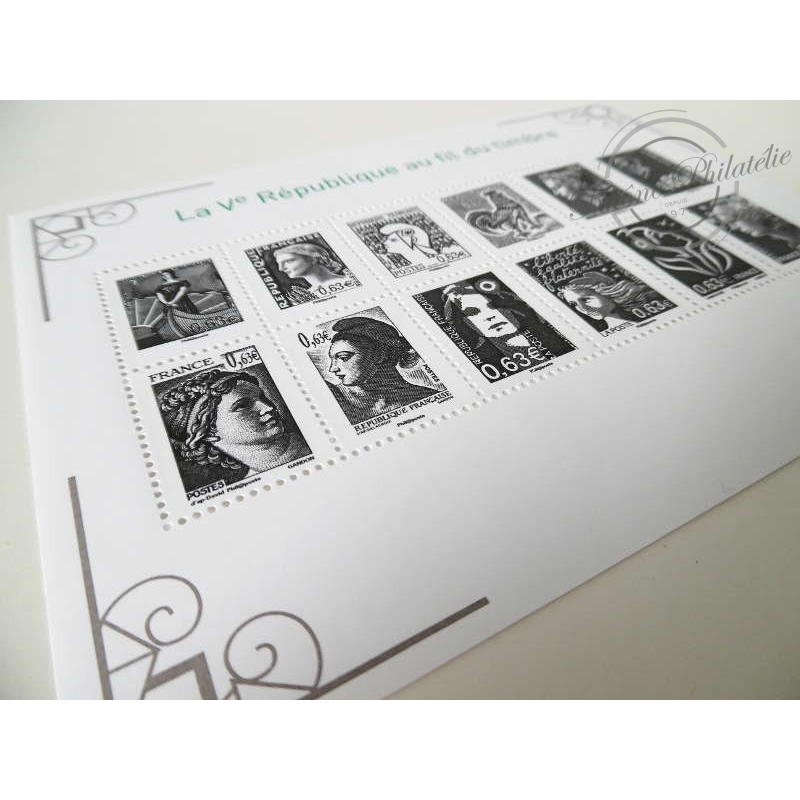 LOT DE 46 FEUILLETS F4781, LA Ve RÉPUBLIQUE AU FIL DU TIMBRE, ANNEE 2013