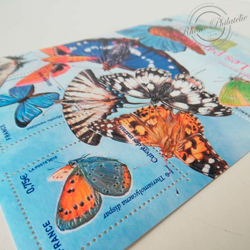 LOT DE 25 FEUILLETS F4498 LES PAPILLONS, FACIALE 71.50 EUROS