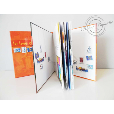 LE LIVRE DES TIMBRES FRANCE 2007