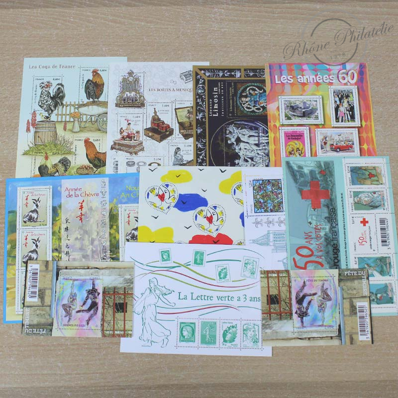 LOT DE TIMBRES DIVERS EN EUROS DE 2014 A 2015, VF 190€