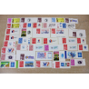 LOT DE 38 TIMBRES PERSONNALISÉS NEUFS**, AUTOADHÉSIFS ET VIGNETTES ILLUSTRÉES