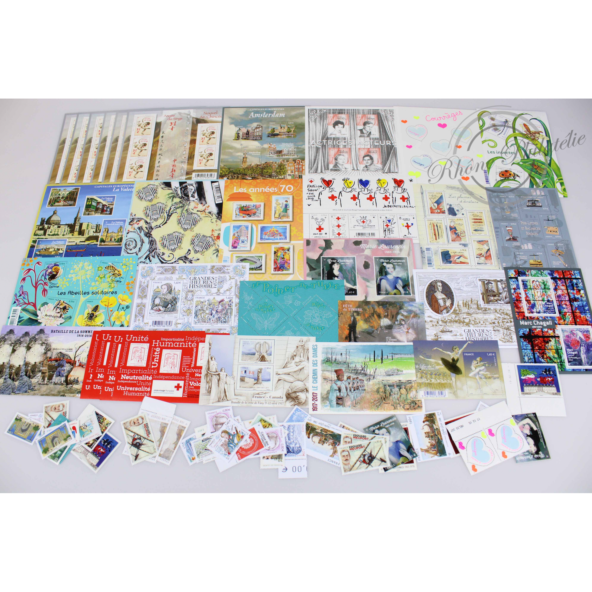 FRANCE, LOT DE TIMBRES ET BLOCS MODERNES EN EUROS DE 2016/2017 NEUFS**, VF 180€