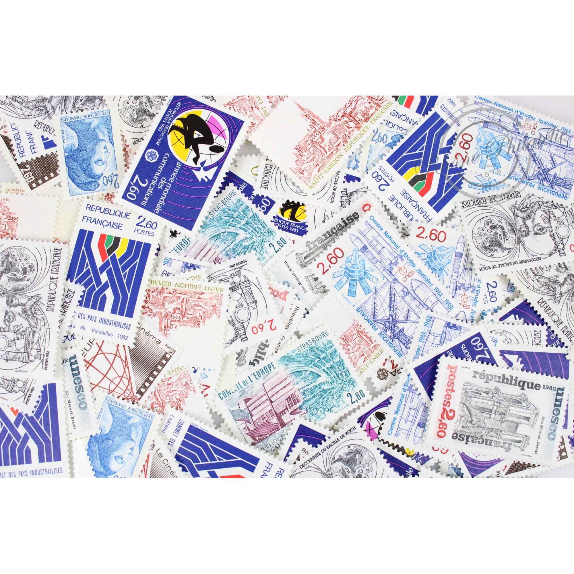 LOT DE 100 TIMBRES-POSTE A 2,60 FRANCS VALEUR FACIALE 39€ SOUS FACIALE