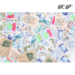 FRANCE NEUFS LOT 100 TIMBRES AFFRANCHISSEMENT 1,50 FRANCS, SOUS FACIALE