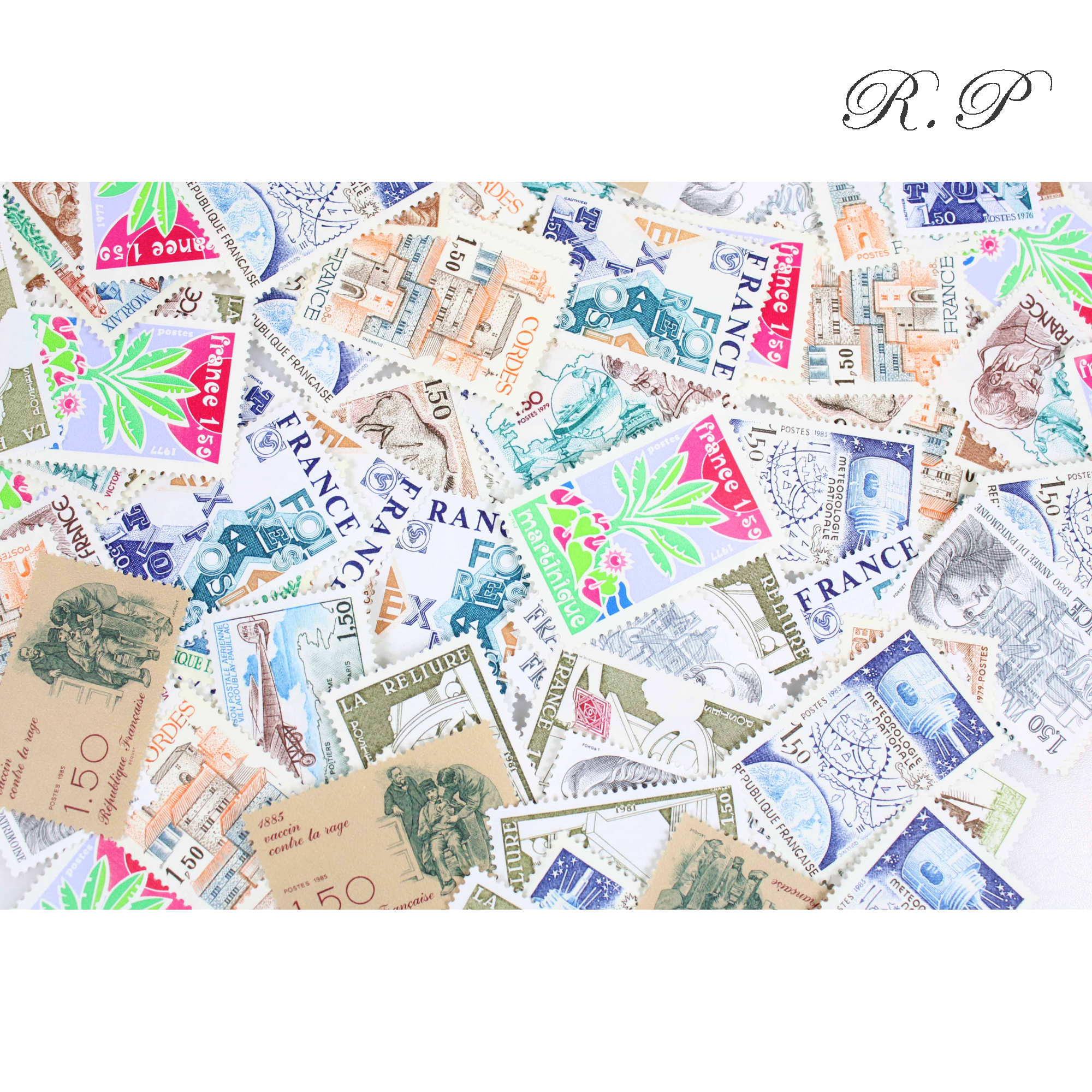 FRANCE NEUFS LOT 100 TIMBRES AFFRANCHISSEMENT 1,50 FRANCS, SOUS FACIALE