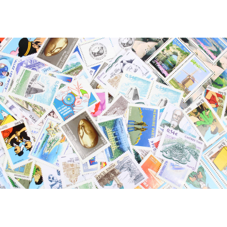 LOT DE 100 TIMBRES FRANCE NEUFS AFFRANCHISSEMENT 0.54 EUROS, SOUS FACIALE