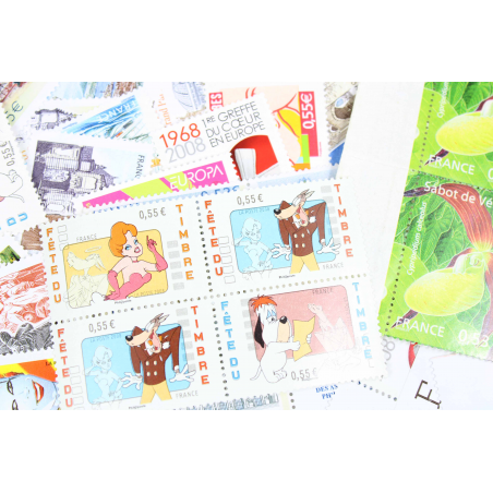 LOT DE 100 TIMBRES FRANCE NEUFS AFFRANCHISSEMENT 0.55 EUROS, SOUS FACIALE