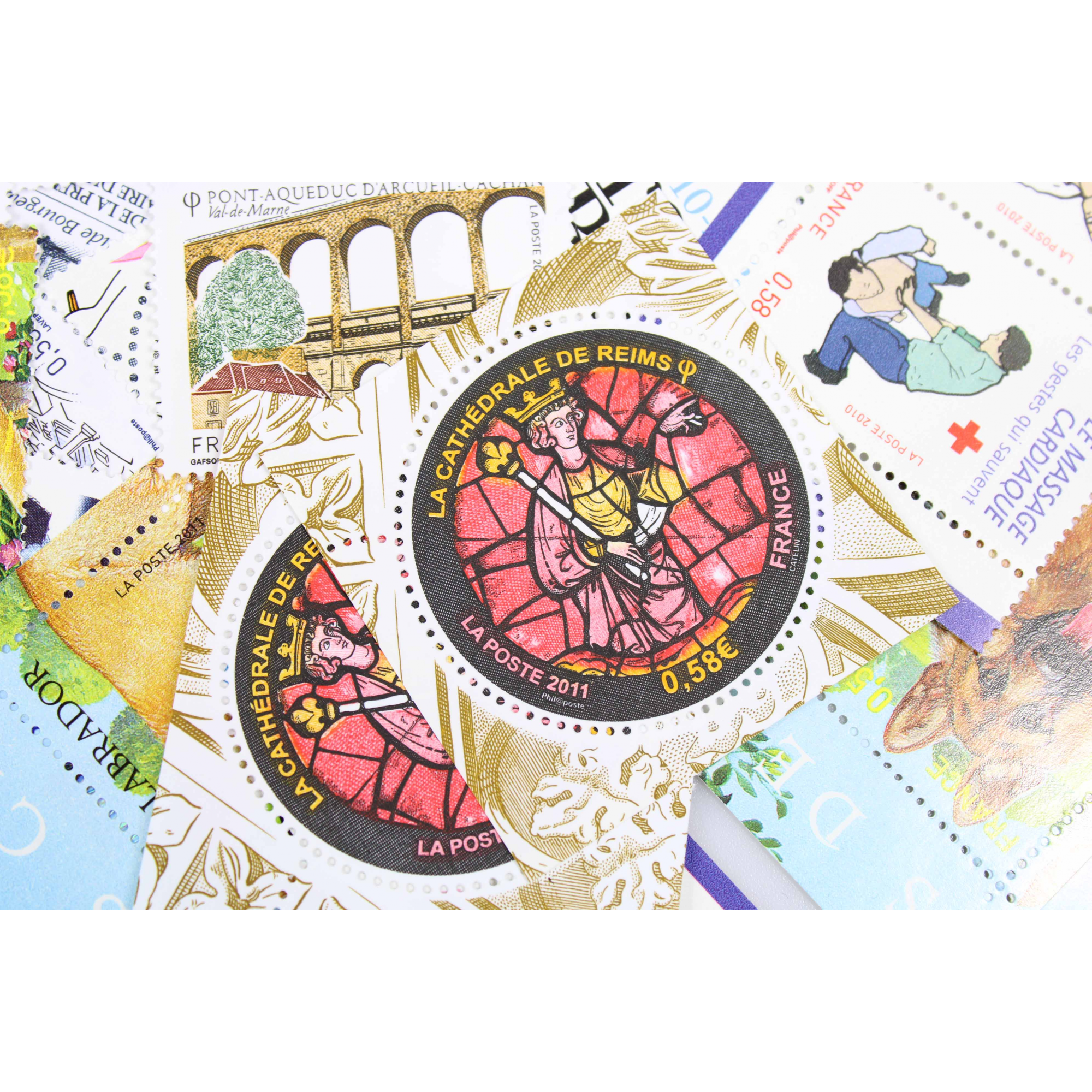 LOT DE 100 TIMBRES FRANCE NEUFS AFFRANCHISSEMENT 0.58 EUROS, SOUS FACIALE