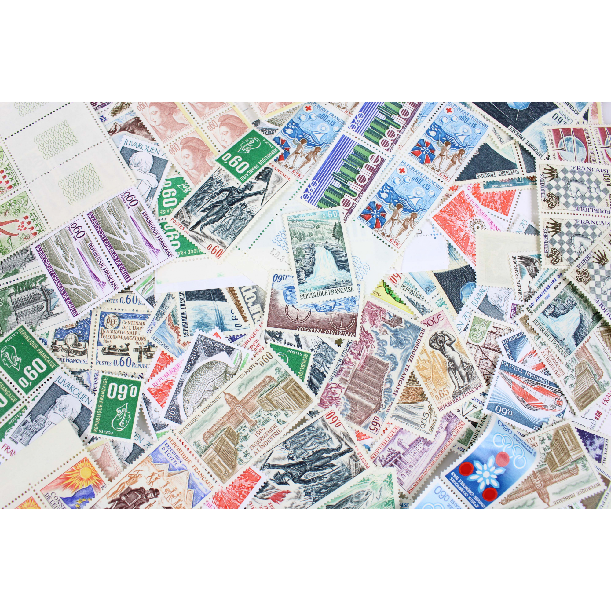 LOT DE 500 TIMBRES FRANCE NEUFS AFFRANCHISSEMENT 0,60 FRANCS, SOUS FACIALE