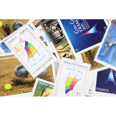 LOT DE 100 TIMBRES FRANCE NEUFS AFFRANCHISSEMENT 0.89 EUROS, SOUS FACIALE