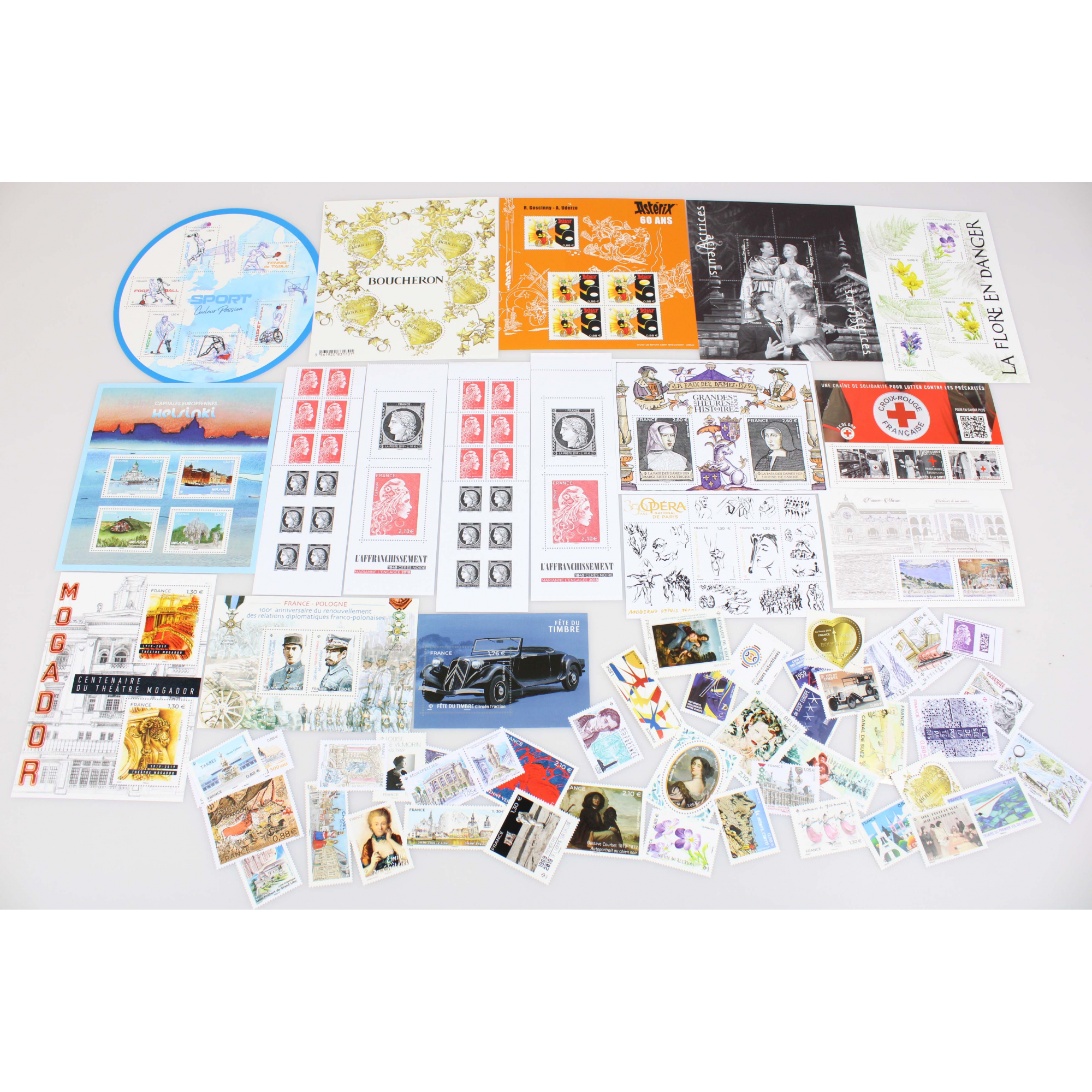 COLLECTION DE FRANCE TIMBRES ET BLOCS ANNÉE 2019 NEUFS** FACIALE 137 EUROS