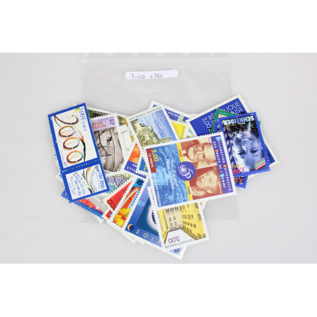 LOT DE 50 AFFRANCHISSEMENTS POUR LETTRES 20G FRANCE AVEC 3 TIMBRES EN FRANCS