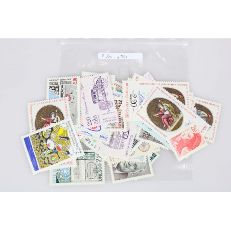 LOT DE 50 AFFRANCHISSEMENTS POUR LETTRES 20G FRANCE AVEC 4 TIMBRES EN FRANCS