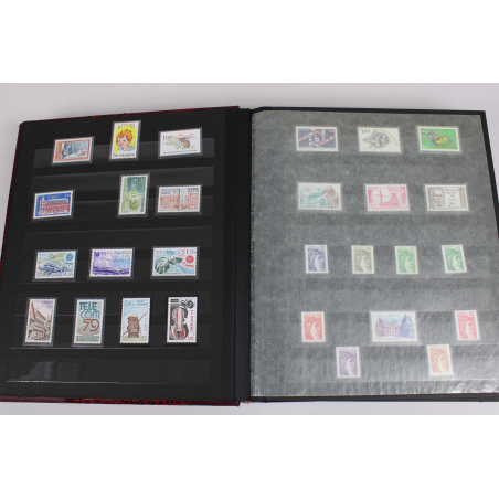 COLLECTION DE FRANCE DE 1979 A 1985 TIMBRES POSTE NEUFS FAC 746 FRANCS AVEC ALB