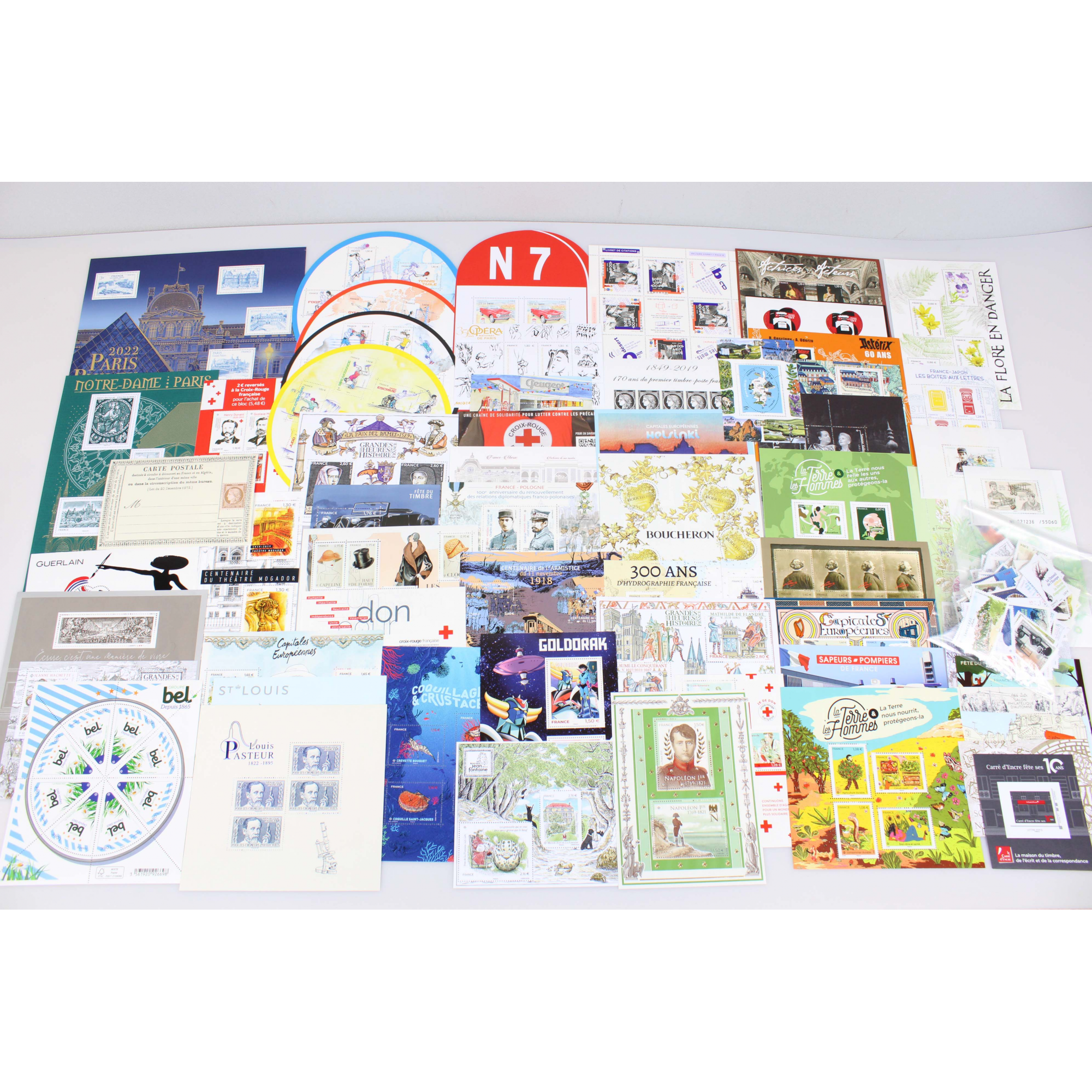 COLLECTION DE FRANCE DE 2018 A 2022 TIMBRES ET BLOCS NEUFS** BELLE FACIALE