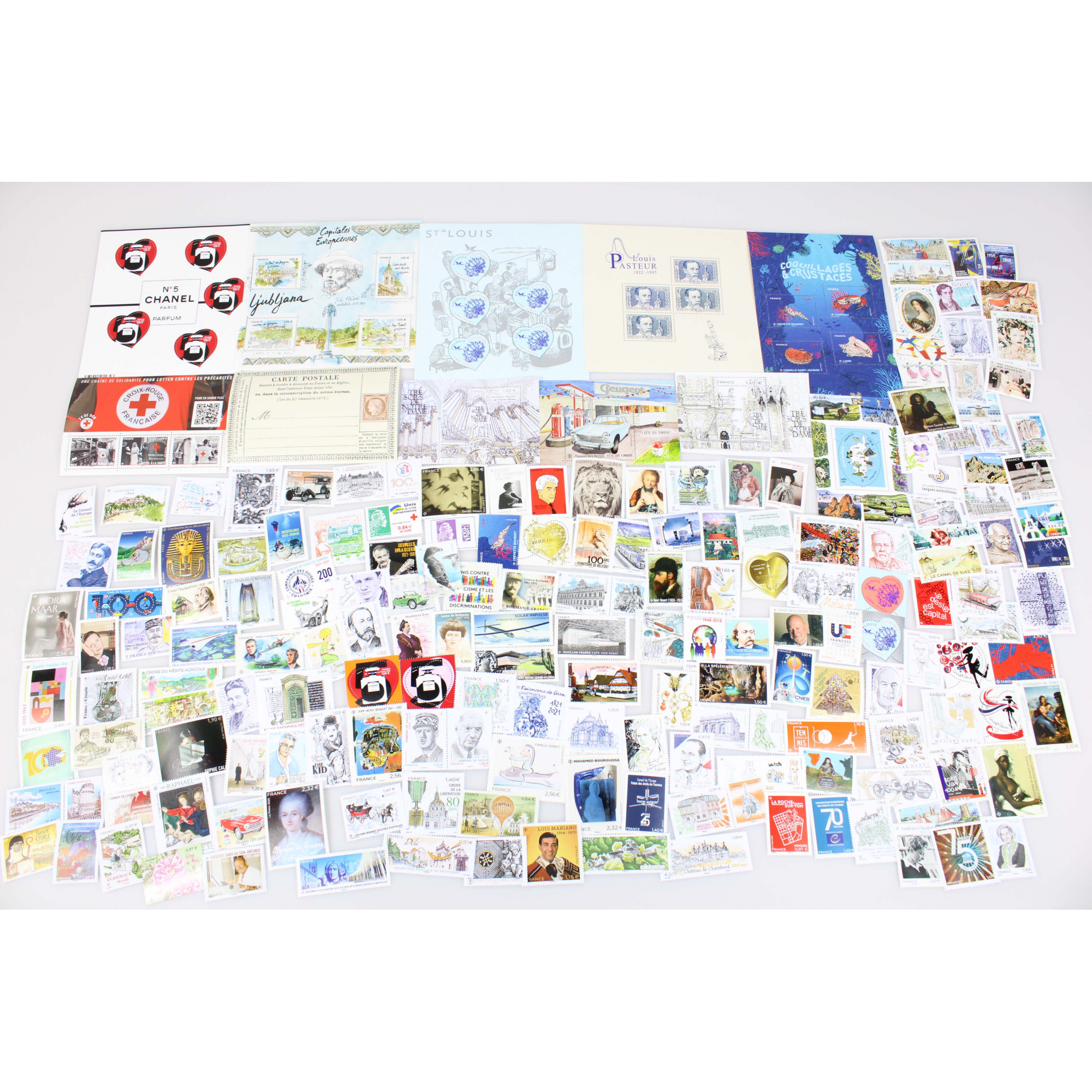 COLLECTION DE FRANCE DE 2018 A 2022 TIMBRES ET BLOCS NEUFS** BELLE FACIALE
