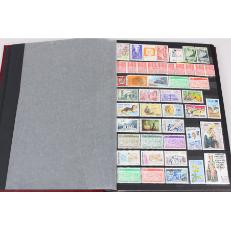 ANDORRE, COLLECTION DE TIMBRES DE 2000 A 2021, TIMBRES NEUFS** FACIALE 480€