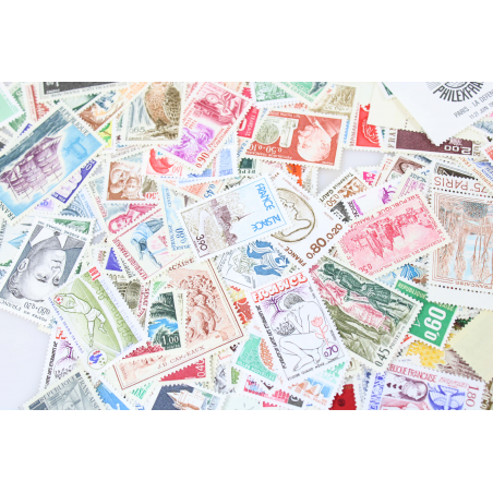 FRANCE LOT AFFRANCHISSEMENT TIMBRES/BLOCS/CARNETS NEUFS EN FRANCS, FACIALE 293€