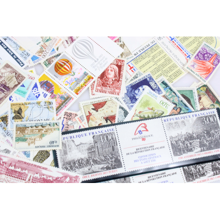 FRANCE LOT AFFRANCHISSEMENT TIMBRES/BLOCS/CARNETS NEUFS EN FRANCS, FACIALE 198€