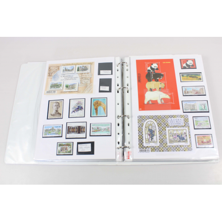 COLLECTION DE TIMBRES NEUFS FRANCAIS MODERNE DE 2008 A 2019 CLASSEUR VOLUMINEUX