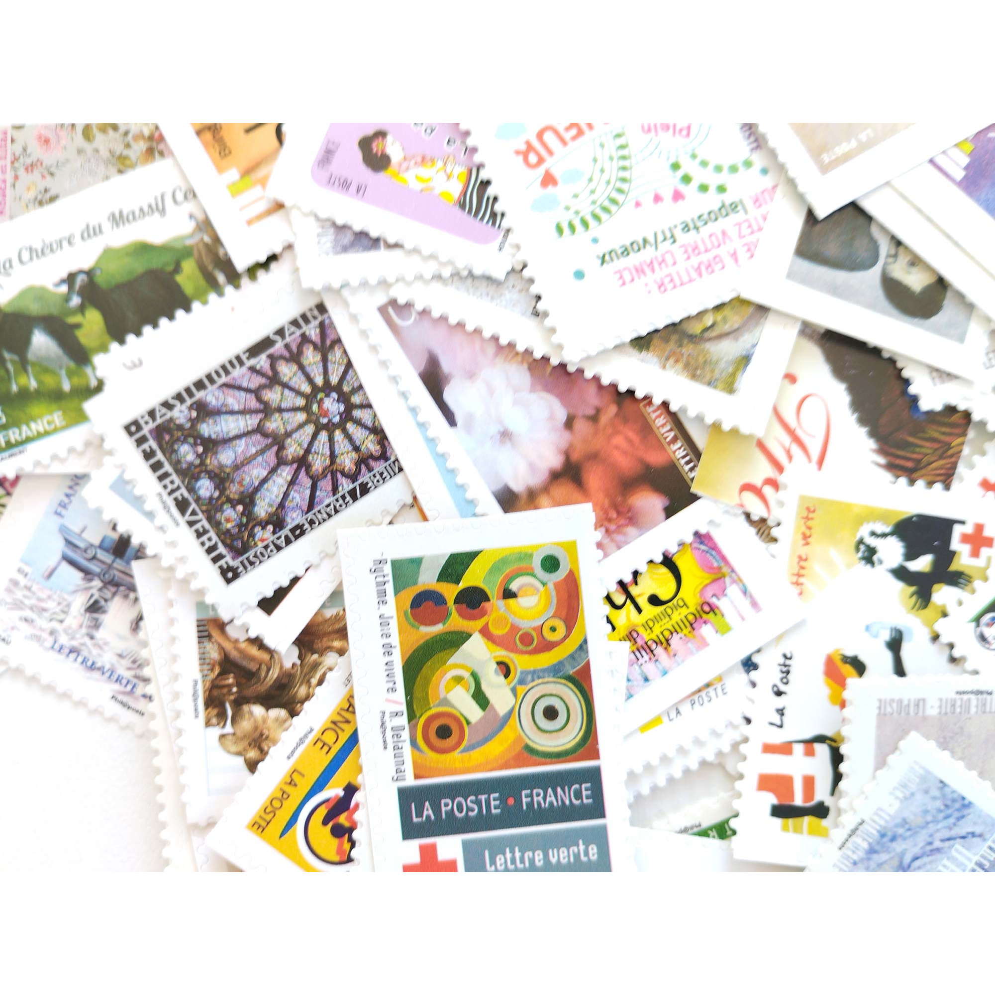 LOT DE 217 TIMBRES AUTOADHÉSIFS VP LETTRES VERTES 20G FRANCE, FORMAT LOT DE 217 TIMBRES AUTOADHÉSIFS VP LETTRES VERTES 20G FRANCE, FORMAT