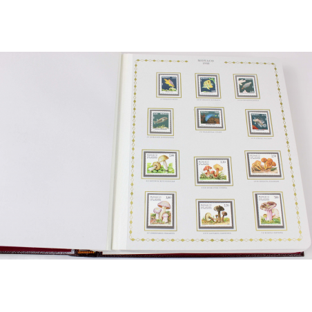 MONACO, COLLECTION TIMBRES NEUFS** DE 1988 A 1998 DANS UN ALBUM PRINCESSE CÉRÈS