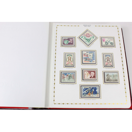 MONACO, COLLECTION TIMBRES NEUFS** DE 1963 A 1977 DANS UN ALBUM PRINCESSE CÉRÈS