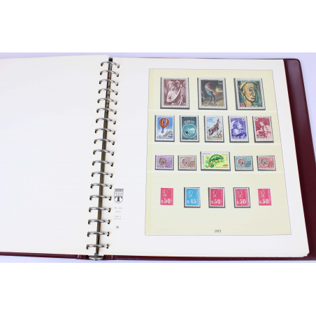 COLLECTION DE FRANCE DE 1960 A 1974 DANS UN ALBUM LINDNER TIMBRES NEUFS**