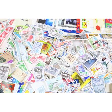 FRANCE LOT AFFRANCHISSEMENT TIMBRES/BLOCS/CARNETS EN FRANCS NEUFS** FACIALE 500€