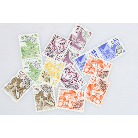 FRANCE, SUPERBE LOT DE TIMBRES PRÉOBLITÉRÉS NEUFS SANS CHARNIÈRE