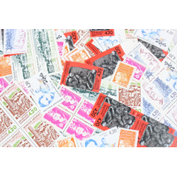 LOT DE 100 TIMBRES FRANCE NEUFS AFFRANCHISSEMENT 4,20 FRANCS, SOUS FACIALE