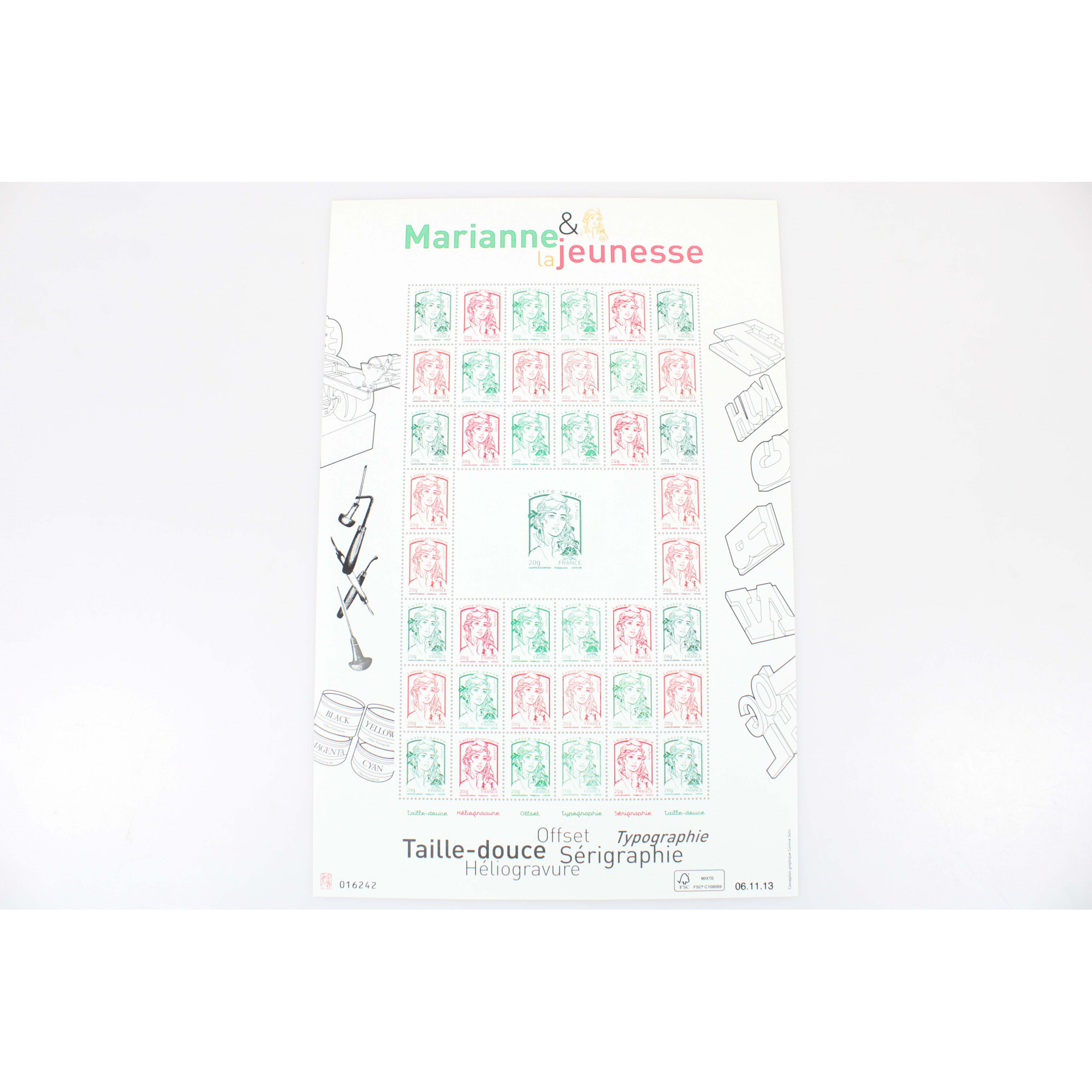 FEUILLE F4774A "MARIANNE ET LA JEUNESSE" - 2013, FEUILLE MULTITECHNIQUE NEUVE