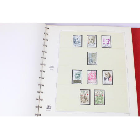 FRANCE COLLECTION DE TIMBRES DE 1975 A 1986 NEUFS ALBUM SAFE VALEUR FACIALE 210€