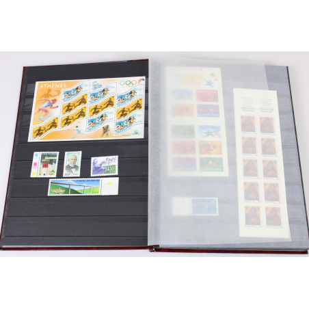 FRANCE COLLECTION DE TIMBRES DE 2004 À 2006 NEUFS, EN ALBUM FACIALE 310 EUROS