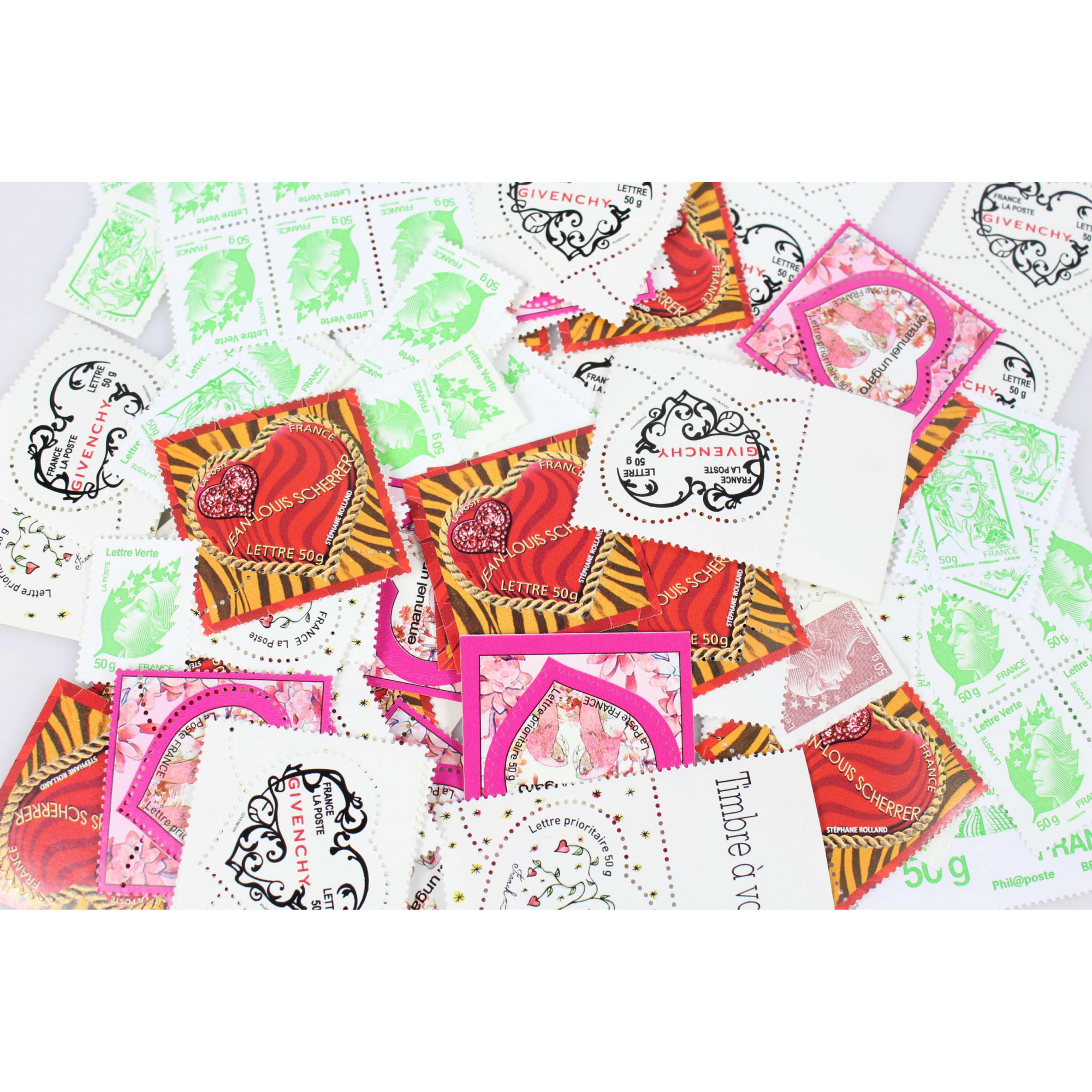 LOT DE 100 TIMBRES 50g POUR AFFRANCHIR, VALIDITÉ PERMANENTE COEURS ET MARIANNES
