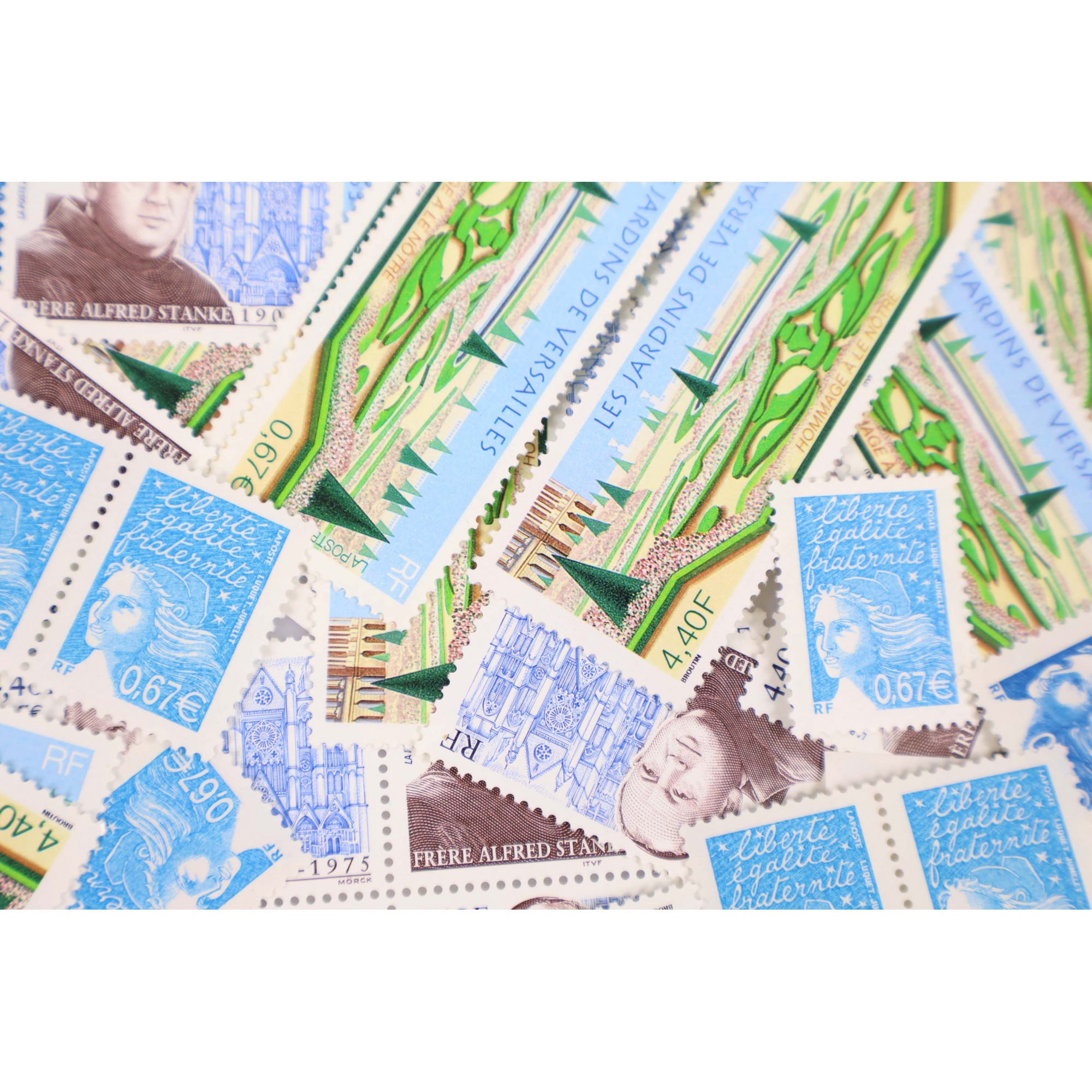 LOT DE 100 TIMBRES FRANCE NEUFS AFFRANCHISSEMENT 0.67 EUROS, SOUS FACIALE