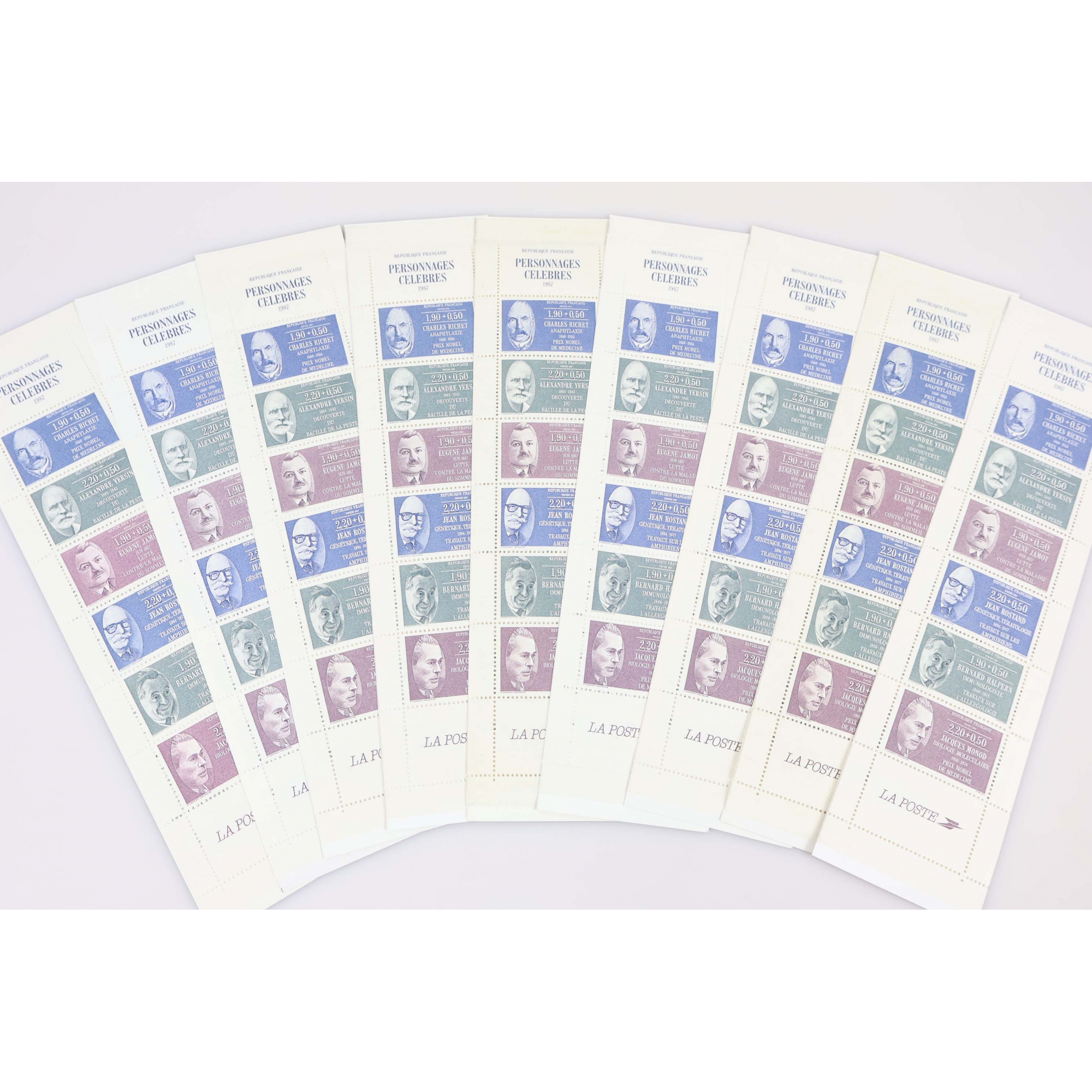 LOT 30 CARNETS BC2460 PERSONNAGES CÉLÈBRES 1987 TIMBRES NEUFS**, FACIALE 56.25€