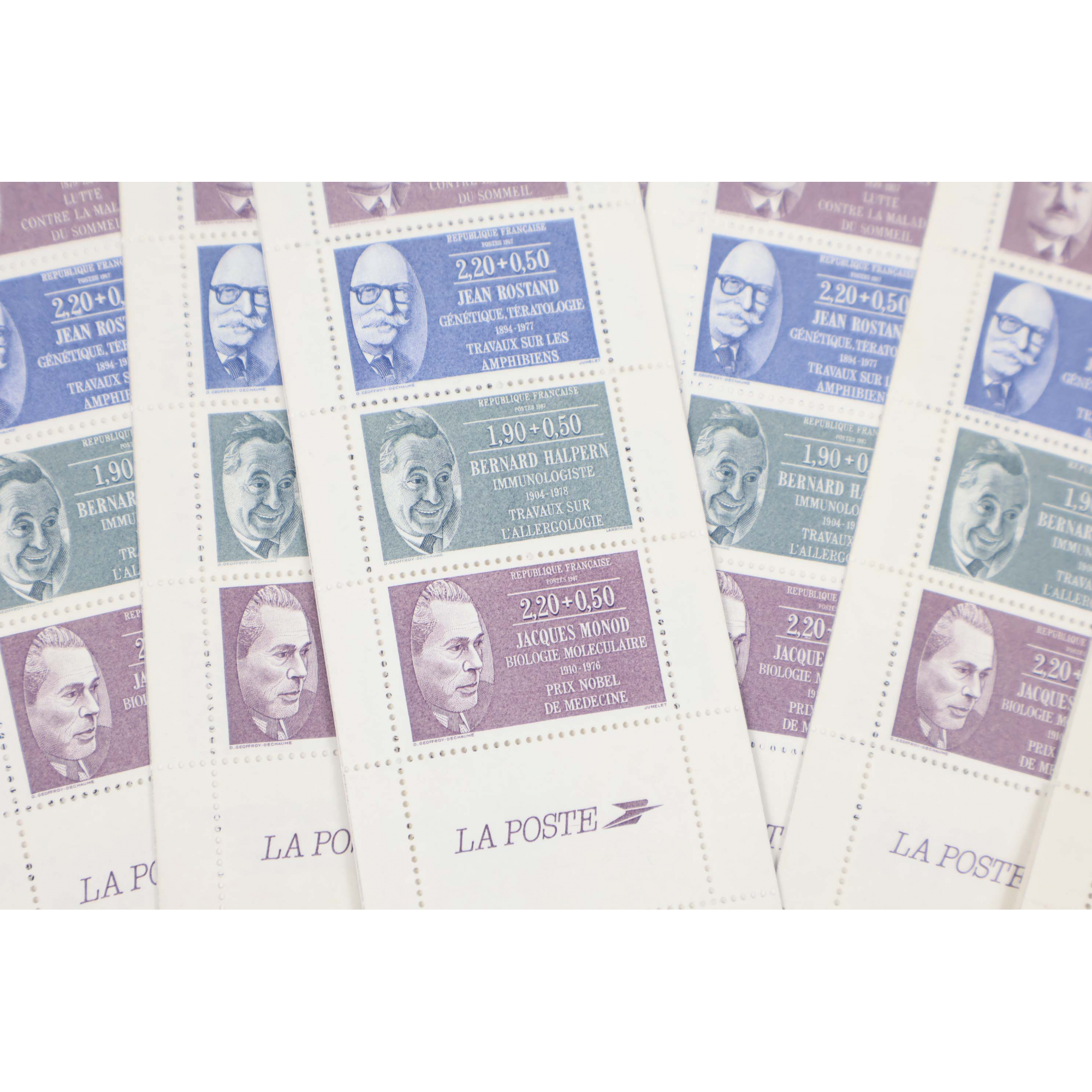 LOT 30 CARNETS BC2460 PERSONNAGES CÉLÈBRES 1987 TIMBRES NEUFS**, FACIALE 56.25€